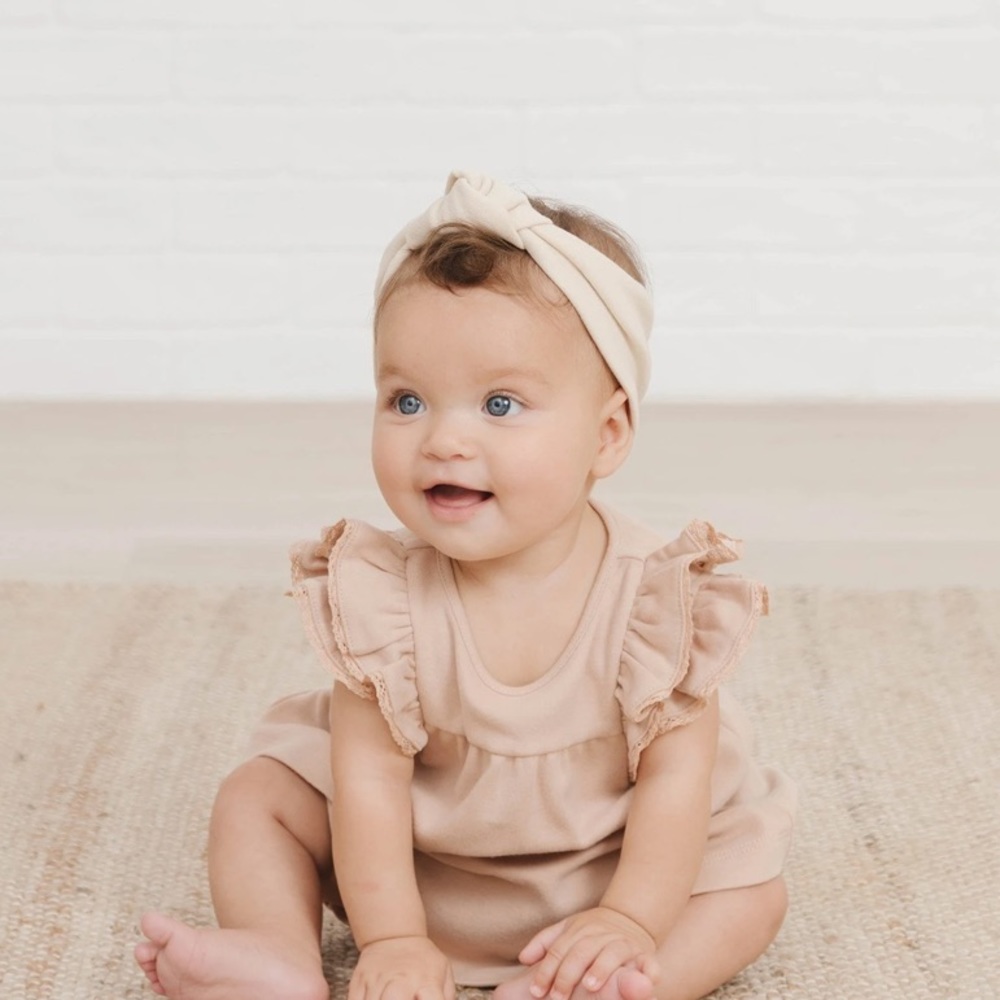 Quincy Mae knotted headband